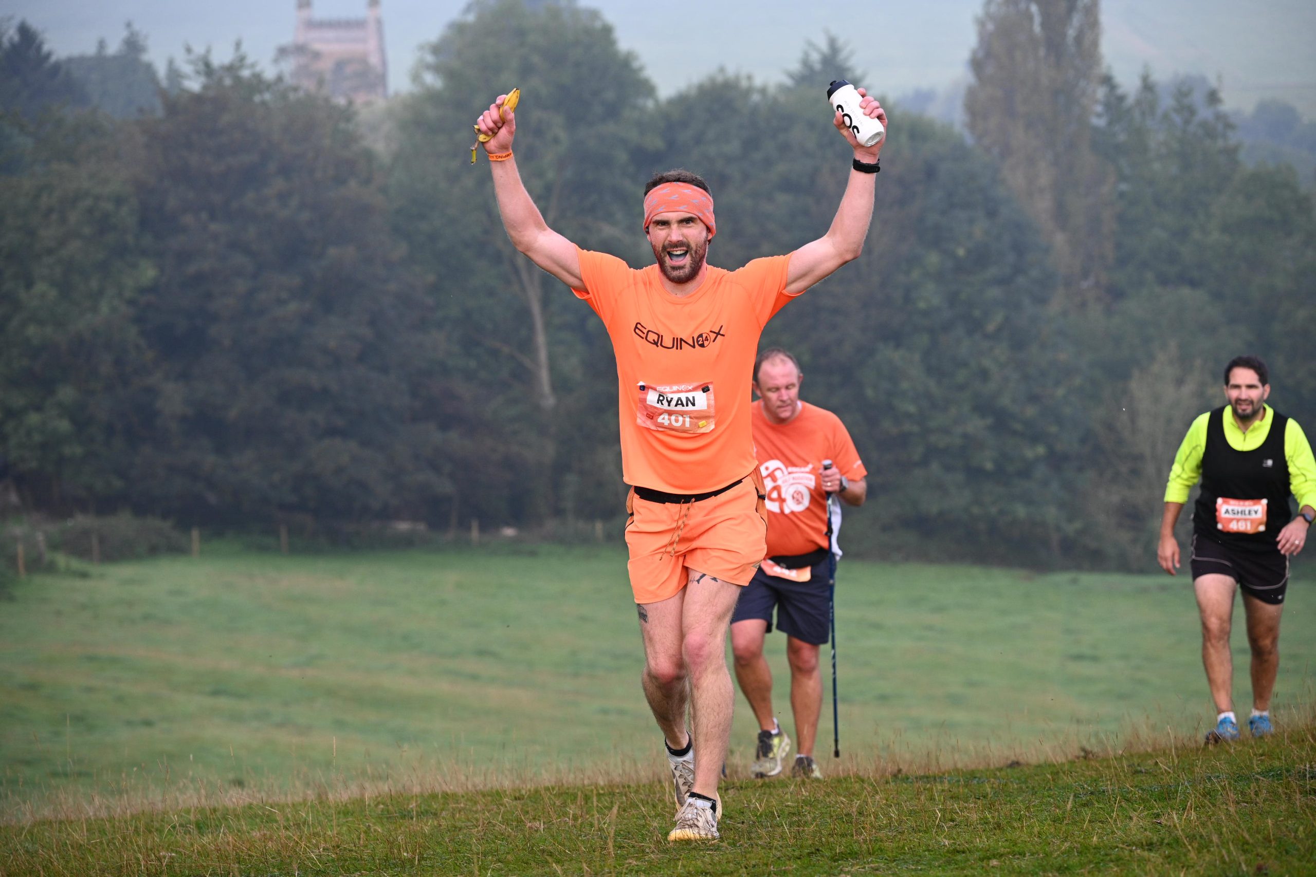Night 10k runners
